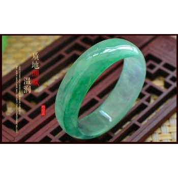 Myanmar ice through the floating green jade bracelet ice jade emerald light green jade bracelet