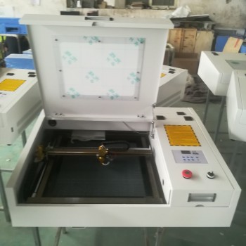 4040 laser engraving and cutting machine with 50w CO2 laser tube and gold laser head deliver by DHL or TNT or fedex to your door