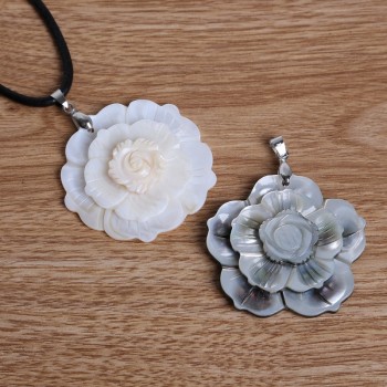 Top Quality 48mm Natural Mother of Pearl 3 Layer Flower Shell Pendant  Necklace Pendant for Jewelry Fingings Making