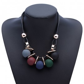 Nuovi cerchi palla perla simulata pendente della collana lunga donna catena nera gioelleria raffinata e alla moda del regalo all