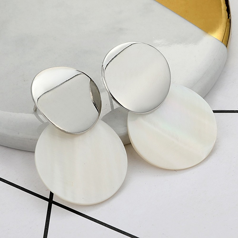 LOVBEAFAS 2019 Fashion Earrings For Women Round Shell Drop Earrings Metal Charming Bohemian boucles doreilles pour les femmes