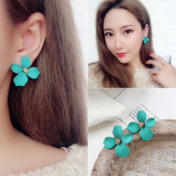 5 Color Fashion 2018 Ladies Cute Spray Paint Metal Flower Stud Earrings For Women Korean Jewelry Kids Girls Gifts Earring Brinco