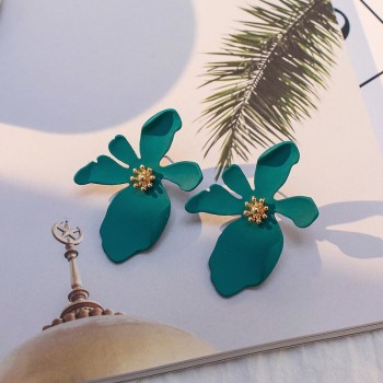 5 Color Fashion 2018 Ladies Cute Spray Paint Metal Flower Stud Earrings For Women Korean Jewelry Kids Girls Gifts Earring Brinco