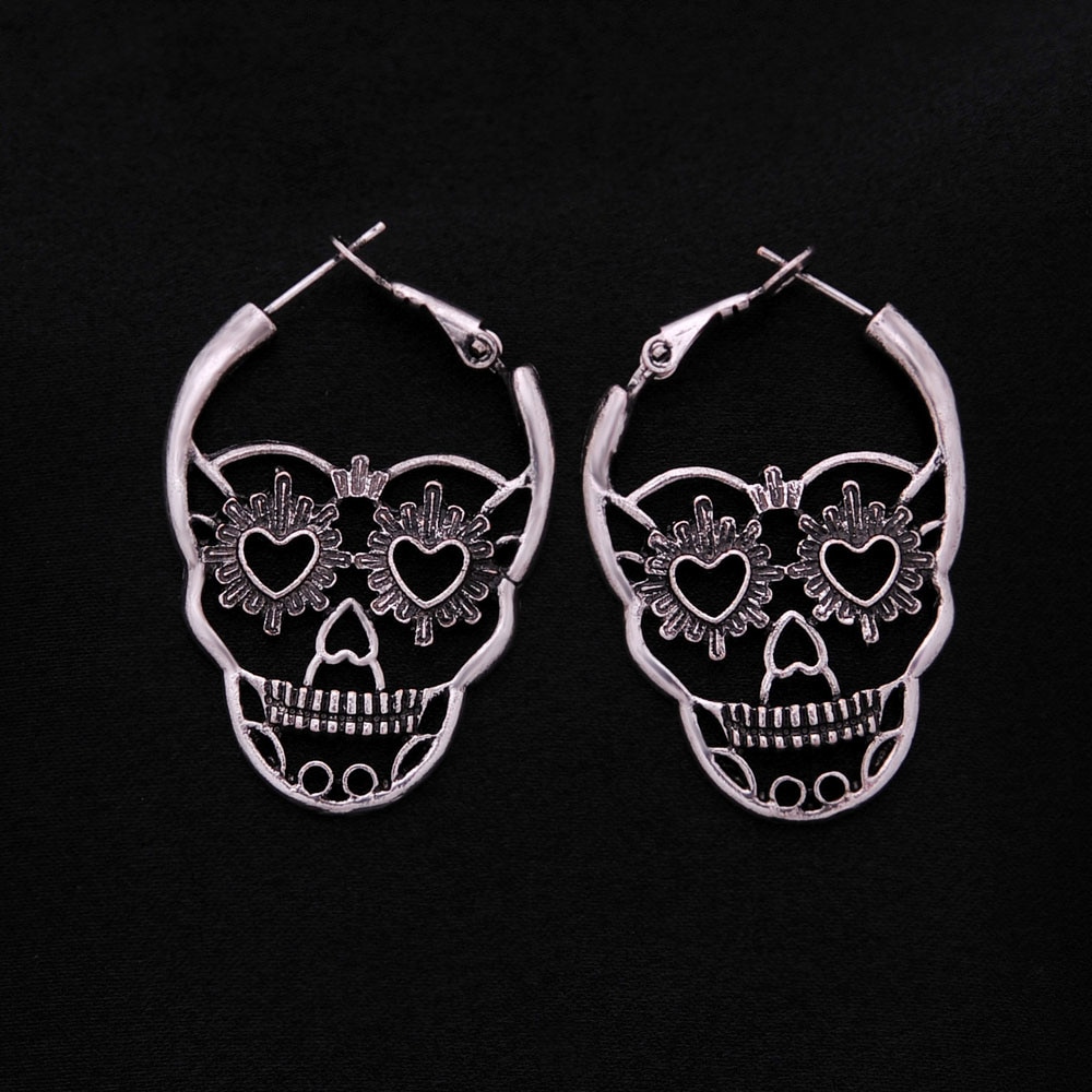 Vintage Antique Silver Color Love Heart Eyes Skull Hoop Earrings for Women Punk Party Skeleton Jewelry pendientes mujer moda