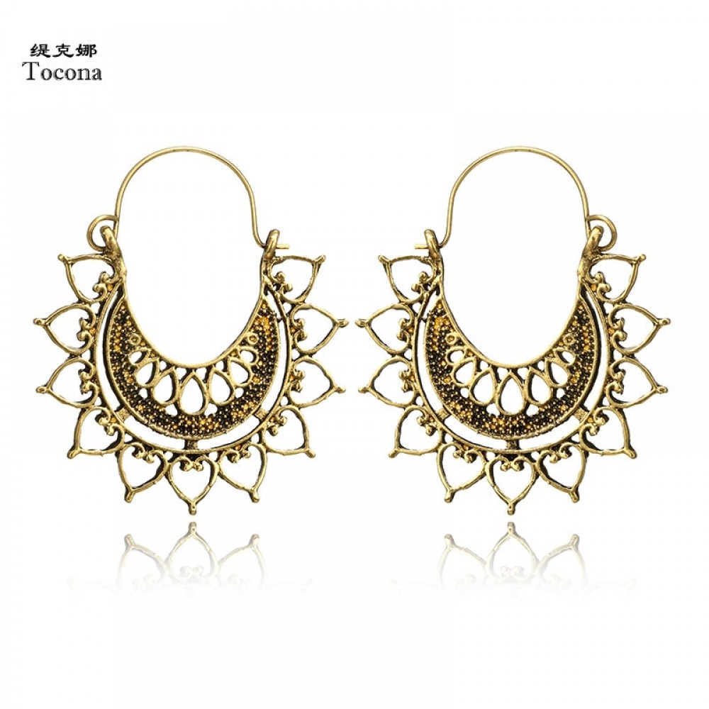 Tocona Vintage Antique Gold Silver Hollow Heart Hoop Earrings Ethnic Punk Piercing Earring Brincos for Women Jewelry 6678