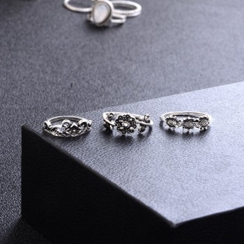 14 Pcs/ Set Punk Crystal Moon Flower Leaves Water Drop Tarot Symbol Irregular Joint Ring Women Charm Silver Ring Set Combination