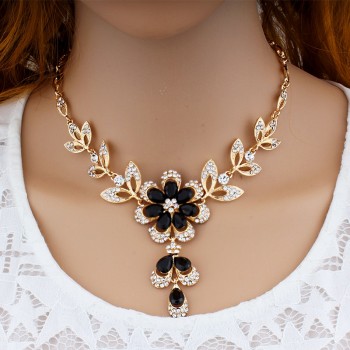 jiayijiaduo Hot African female costume Jewelry set for women Gold color Black Red Golde-color Necklace earrings set wedding