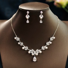 Leaf-Shape Bridal Wedding Accessories Cubic Zirconia Celebrity Style Crystal Choker Necklace Earring Charm Bridal Jewelry Sets