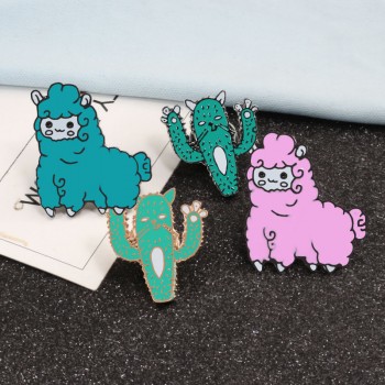 2-5 Pcs/set Hot Creative Enamel Pin Cute Sheep Rabbit Panda Cat Cactus Leaves Grass Brooches For Women Charm Jewelry Pins Brooch