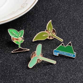 2-5 Pcs/set Hot Creative Enamel Pin Cute Sheep Rabbit Panda Cat Cactus Leaves Grass Brooches For Women Charm Jewelry Pins Brooch