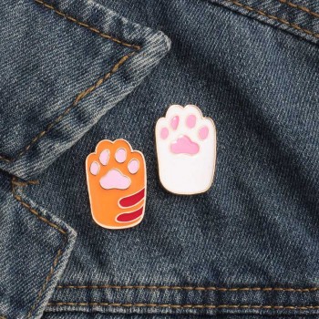 2-5 Pcs/set Hot Creative Enamel Pin Cute Sheep Rabbit Panda Cat Cactus Leaves Grass Brooches For Women Charm Jewelry Pins Brooch