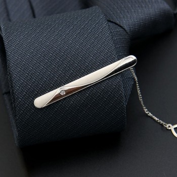 1 Pcs Fashion Style Tie Clip For Men Exquisite Rhinestone Pave Silver Metal Simple Bar Clasp Business Suit Necktie Clasp Brand
