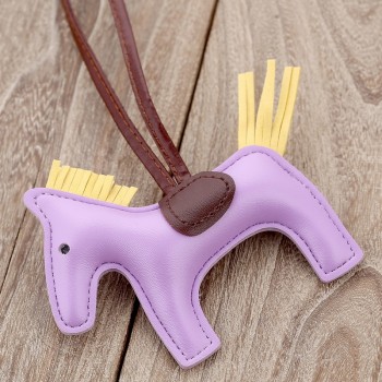 Naomyamp;ZP Famous Luxury Handmade PU Leather Horse Keychain Animal Key Chain Women Bag Charm Pendant Accessories Fashion Jewelry