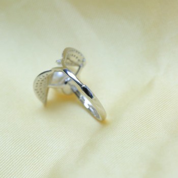 BaroqueOnly Romantic and Shiny Leaf Ring 9-10mm WHITE PINK BLUE Freshwater Pearl Best Christmas Gift for Woman