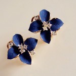 1Pair Womens Camellia Of Design Of Flower Pattern Earrings Bohemian Earrings Bijuteria Feminina Drop Shipping Women Fashion Gir