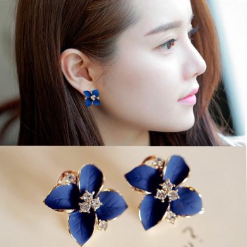 1Pair Womens Camellia Of Design Of Flower Pattern Earrings Bohemian Earrings Bijuteria Feminina Drop Shipping Women Fashion Gir