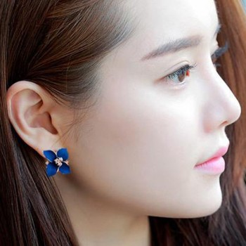 1Pair Womens Camellia Of Design Of Flower Pattern Earrings Bohemian Earrings Bijuteria Feminina Drop Shipping Women Fashion Gir