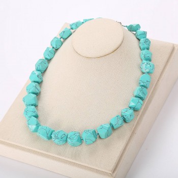 Natural Agate Irregular Original Stone Vintage Women High Quality Jade Necklace Crystal Popular Classic Exquisite Amber Jewelry