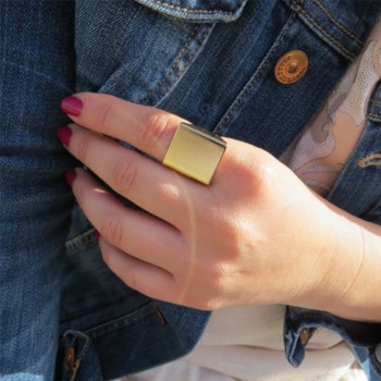 Stylish Wide Ring Women Punk Rock Simple Gold Silver Square Gift Finger Ring Fashion fine jewelry mulheres anel R90