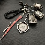 2018 PUBG Copper Keychain Helmet And Guns 98K Game Fans Key Chains Ring Glitter Llaveros For PUBG Fans Chaveiro
