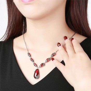 ZHJIASHUN Royal Gemstone Garnet 925 Sterling Silver Necklace Chain Women Jewelry Wedding Birthday Gift