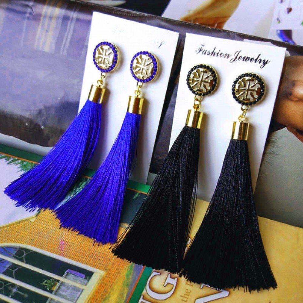 2018 New Women Tassel Earrings Boho Bohemian Long Exaggerated Silk Fabric Dangling Earrings For Women Orecchini Lunghi Oorbellen