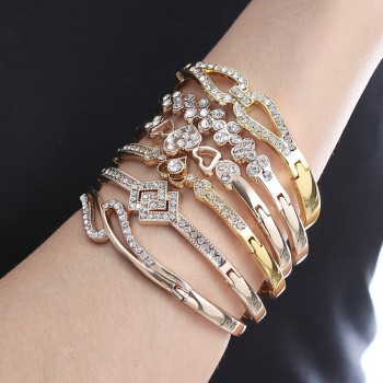 12 Styles Love Heart Bracelets Screw Bangles Women Stainless Steel Bracelet Bangle  Inlay Rhinestone Gold Silver Jewelry Gift