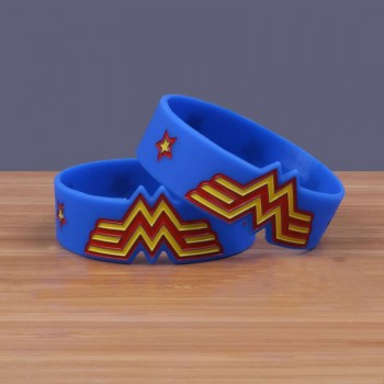 EUPNHY 1Pcs Wonder Woman Logo Charm Bracelet Wristband Silicone Bracelets Sports Bangle Bracelet Souvenir Gift Accessories