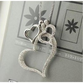 Fashion Elegant Design Dull Polish Heart Necklace For Female Silver Color 3 Heart Love Pendant Necklaces for Women