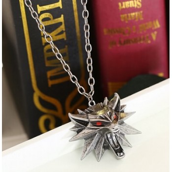 Hot Sale The Witcher 3 Wild Hunt Medallion Pendant and Chain Necklace For Women Man Unisex Red Crystal Eye Wolf Necklace