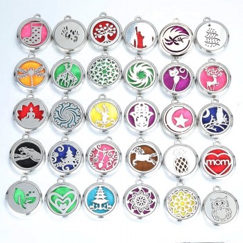 2019 High Quality 28MM Essential Oil Diffuser Box Necklace 316L Stainless Steel Magnetic Life Tree Fashion Wild Jewelry Pendant