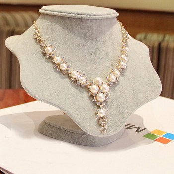 Womens Brilliant Crystal Pearl Necklace Charms Pendant Chain Necklace