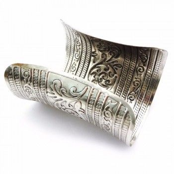 1Pcs Tribal Retro Silver Bronze Pulseira Carving Flower Wide Chain C Shape Indian Bangle Cuff Opened Vintage Tibetan Punk Style