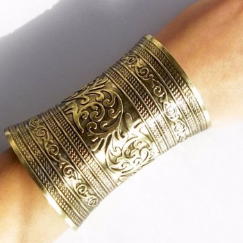 1Pcs Tribal Retro Silver Bronze Pulseira Carving Flower Wide Chain C Shape Indian Bangle Cuff Opened Vintage Tibetan Punk Style