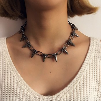 New Rivets CBB Material Chokers Punk Goth Choker Necklace Black Spike Rivet Necklace Rock Gothic Chocker Statement Jewelry Gifts