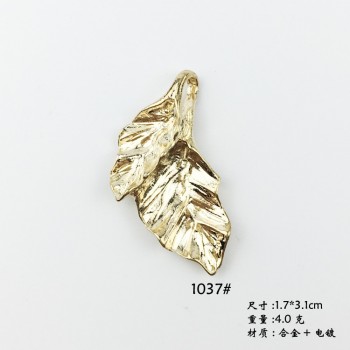 10pcs/lot Wholesale High Quality Fashion Gold Color Charm Leaf Hollow Leaves Charms Pendant For Necklace Jewelry Accessories