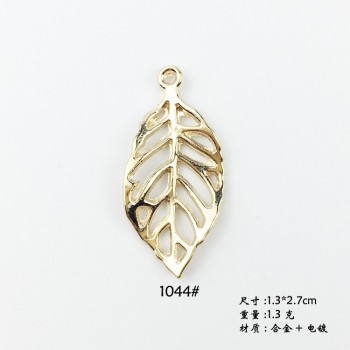 10pcs/lot Wholesale High Quality Fashion Gold Color Charm Leaf Hollow Leaves Charms Pendant For Necklace Jewelry Accessories
