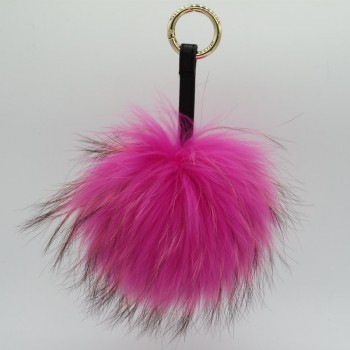 Luxury 15cm Fluffy Raccoon Fur Ball Keychain Real Fur Keychain Pom pom Key Chain Pompom Keyring Charm Women Bag Pendant Dec
