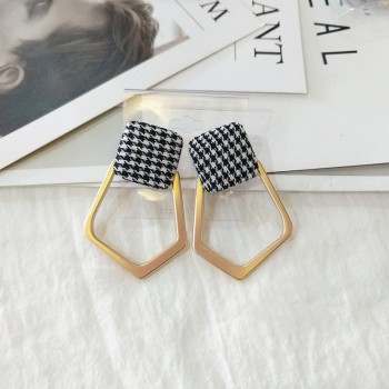 AOMU Vintage Geometric Oval Big Round Circle Houndstooth Plaid Stud Earrings For Women Statement  Cloth Earrings Fabric Jewelry