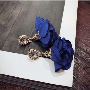 Korean Hot Jewelry Retro Round Zircon Fabric Flower Petals Earrings for Women Cloth Art Flowers Crystal Earrings Bijoux Gift