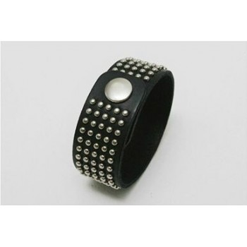 Unisex Fashion Punk Metal Rivet Wide Bracelets amp; Bangles For Women Men Jewelry Accessories Retro Casual Cuff Bracelet