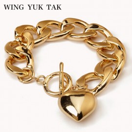 wing yuk tak Limited Classic Rolo Chain Zinc Lucite Bezel Setting New Arrival Heart Charm Bracelet amp; Bangles