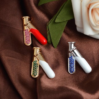 Test Tube Flasks Brooch with Colorful Crystals Medical Scientific Experiment Jewelry Pins Gift for Doctor Nurse Researchers