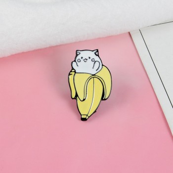 Cat Banana Enamel Pins Cartoon Animal Fruit Brooches Badge Denim jeans Lapel Pin Cute Kitten Jewelry Gift for Friends Kids
