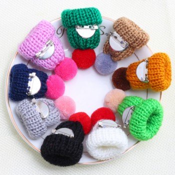 Colorful Mini Hat Brooches Sweater Collar Fashion Cute Brooch for Women And Kids Knitted Hairball Badges Pins Clothes Jewelry