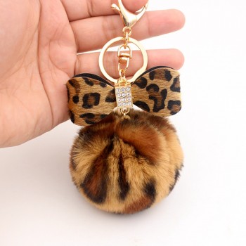8CM Leopard Print Pompom Keychain Fluffy Faux Rabbit Fur Ball Women Handbag Pendants Car Key Ring Crystal Bow Key Chains Jewelry