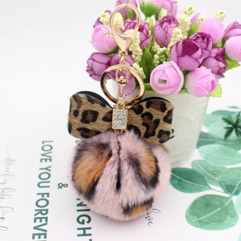 8CM Leopard Print Pompom Keychain Fluffy Faux Rabbit Fur Ball Women Handbag Pendants Car Key Ring Crystal Bow Key Chains Jewelry