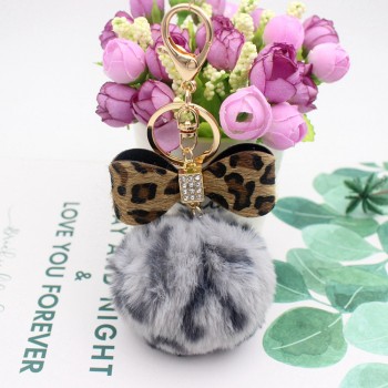 8CM Leopard Print Pompom Keychain Fluffy Faux Rabbit Fur Ball Women Handbag Pendants Car Key Ring Crystal Bow Key Chains Jewelry