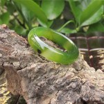 Need male and female models natural green agate jade ring finger ring authentic chalcedony plants into thin strips