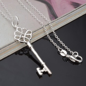 OMHXZJ Wholesale Personality Fashion OL Woman Girl Party Gift Silver Hollow Key 925 Sterling Silver Charm Pendant Necklace CH90